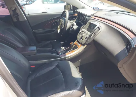 2013 Buick Lacrosse Leather Group z USA, uszkodzony, nr VIN 1G4GC5E30DF149481